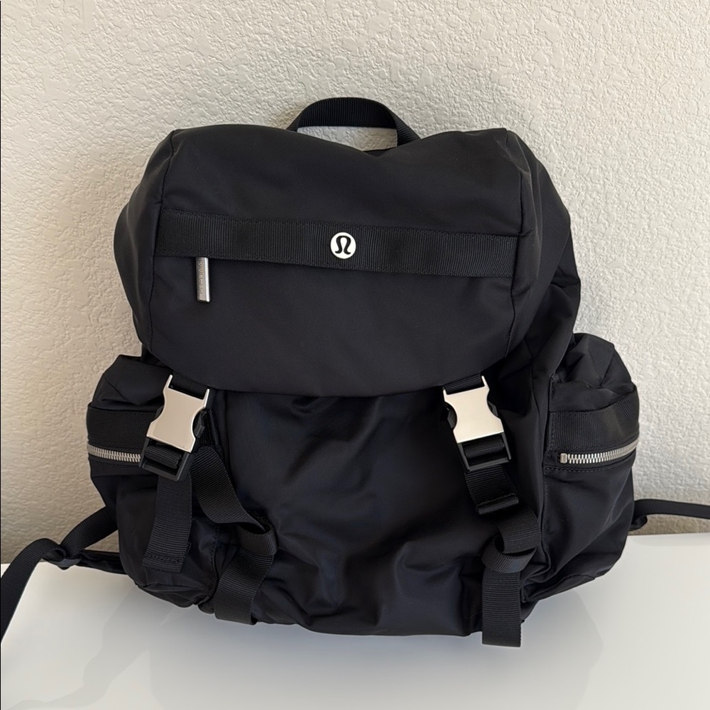 EUC Lululemon Athletica Wunderlust Backpack Mini 14L